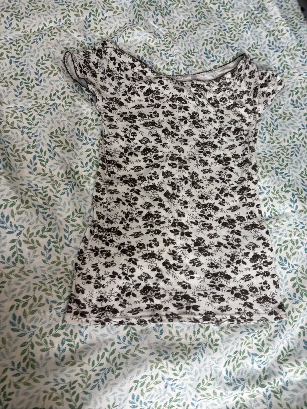 French Connection Black and White Floral Scoop Neck Tee